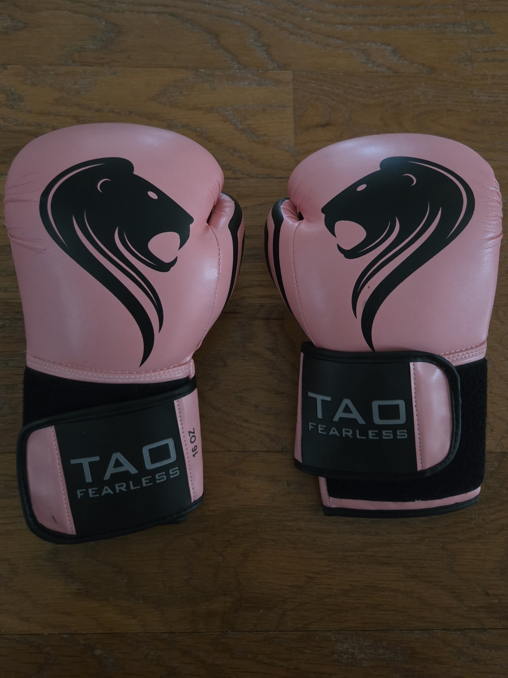 Proslayer Boxing Gloves By Outslayer. 16 Oz